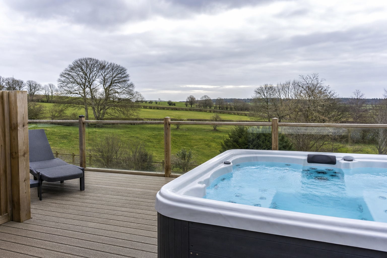 Hot tub servicing for holiday lets in Ivybridge