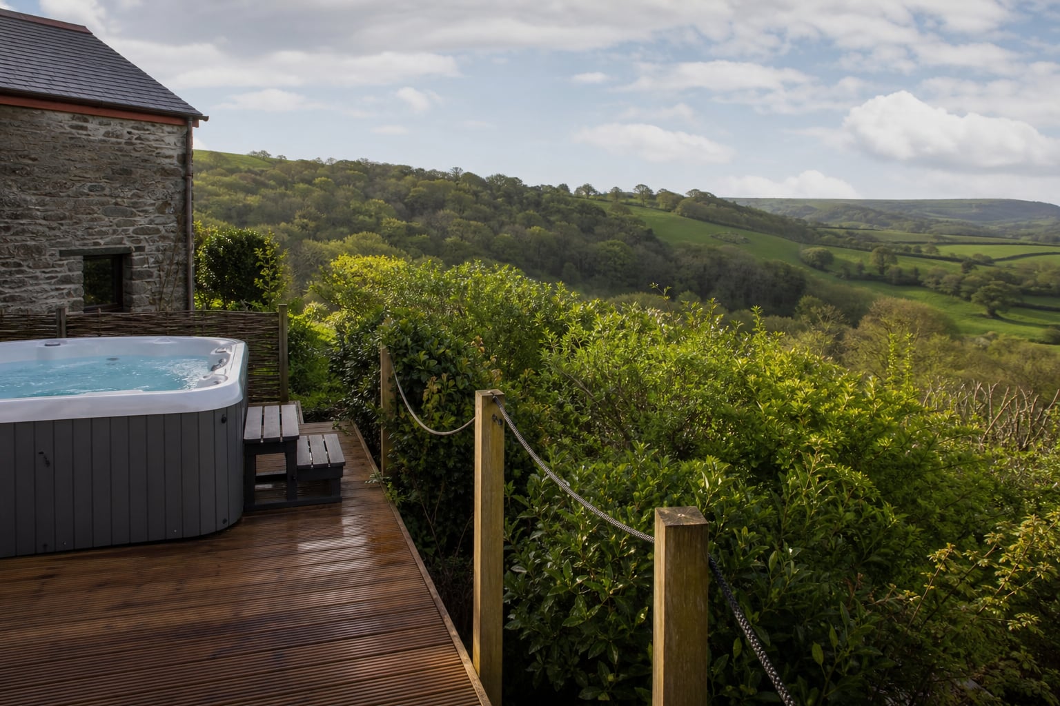 Hot tub servicing in Modbury